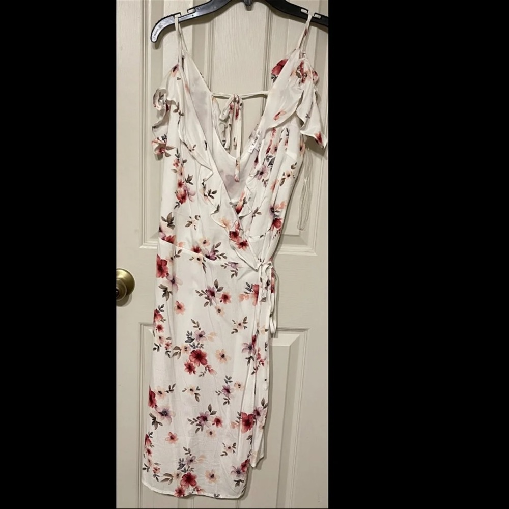 Esley Floral Wrap Dress